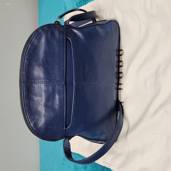 WOMEN'S HOBO INTERNATIONAL BLUE CROSSBODY NWOT - Picture 4 of 11